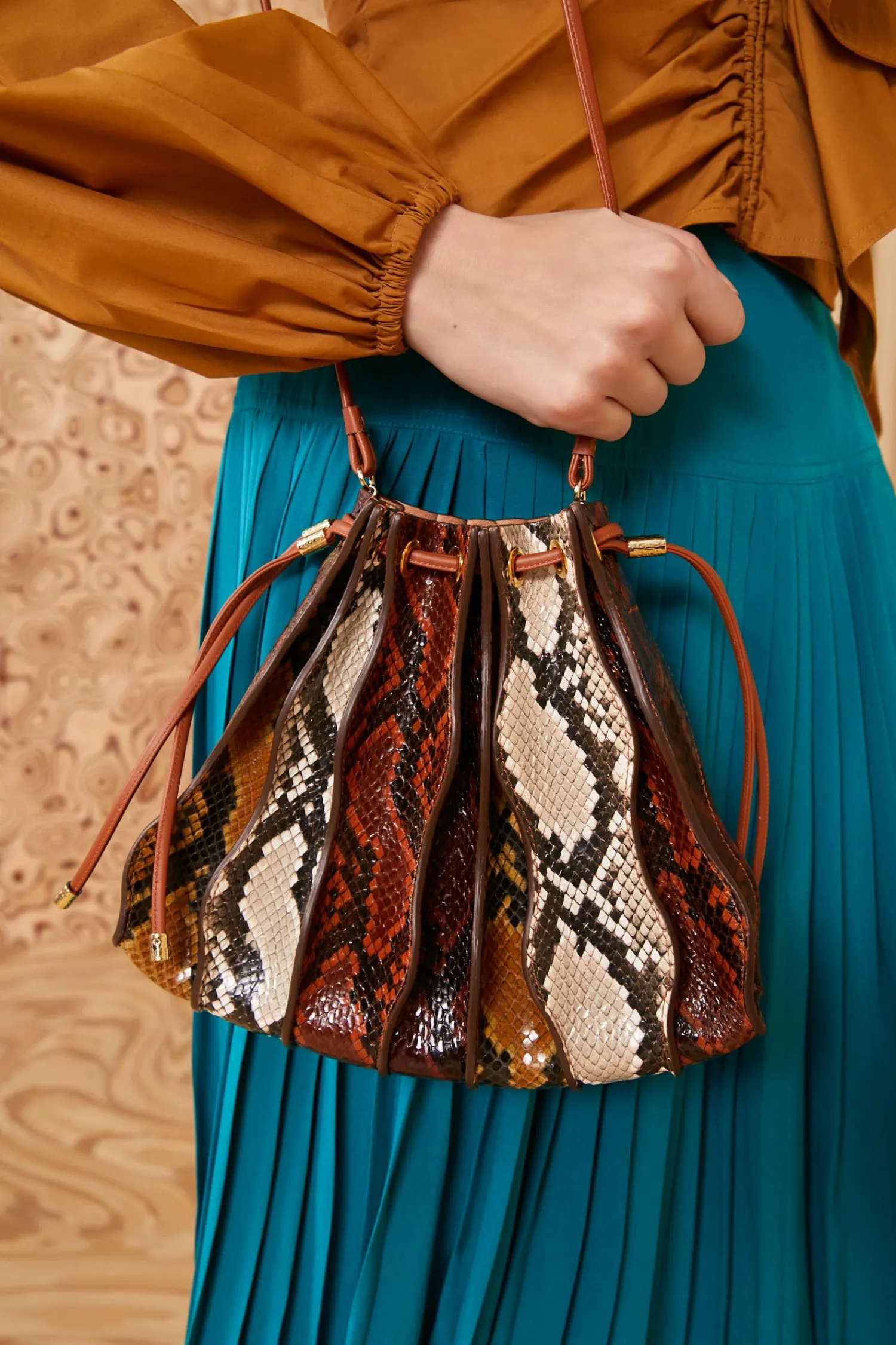 Adria Pleated Wave Crossbody<Ulla Johnson Best